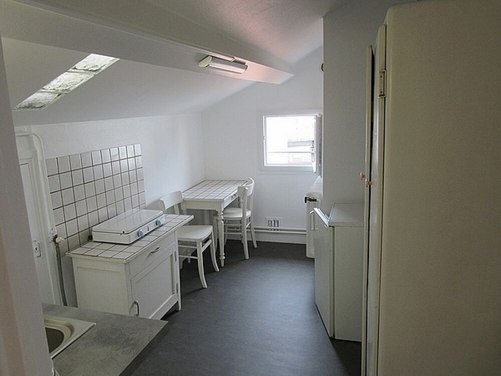Location Appartement F1 MEUBLE - FACULTES Clermont ferrand