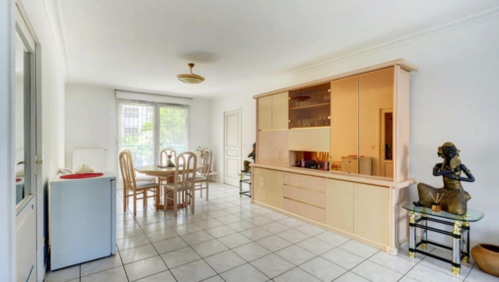 Grand T5 familial 135 m² avec balcons, double garage et cave  Tassin-la-Demi-Lune