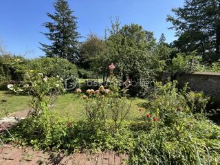  Propri�t�/ch�teau � vendre 10 pi�ces 313 m�