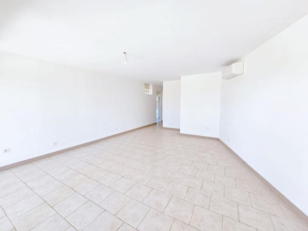 Vente Appartement Rare : Appartement 4 p 95 m2  RDJ 200 m²  au Cannet Le cannet