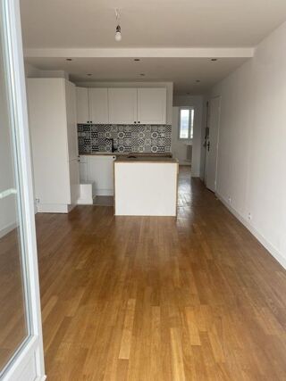 Appartement à louer 2 pièces 43 m²