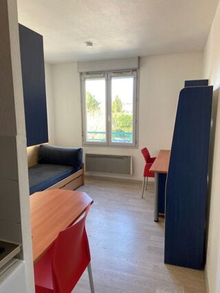  Appartement à louer 1 pièce 18 m²