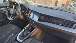A1 II 25 TFSI 95 S-Tronic 7 Design - Premi&egrave;re main Automatique 2021 occasion 74160 Saint Julien En Genevois