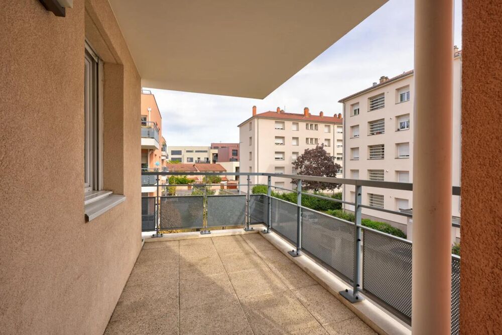 Appartement de 4 pièces de 80,3 m² à Vénissieux