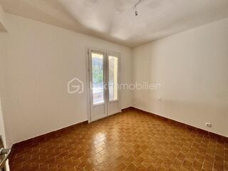 Location Appartement Grand appartement en bas de villa de 108m² dans un havre de paix Ventabren