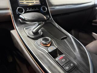Espace V 1.6 dCi 16V EDC6 161 cv INITIAL PARIS 2018 occasion 85190 Venansault