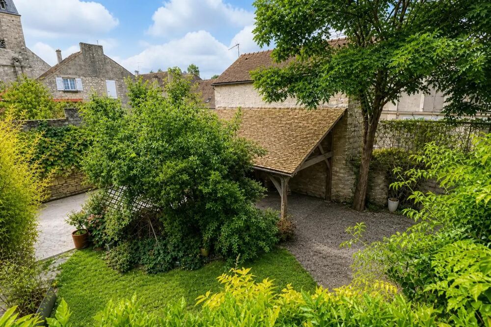 à vendre  Propriété/château Montainville (78124)