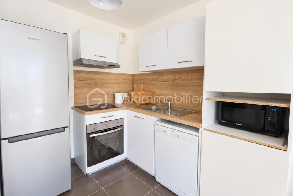 Vente Appartement Appartement 2 pièces récent de 46 m² avec parking Guyancourt