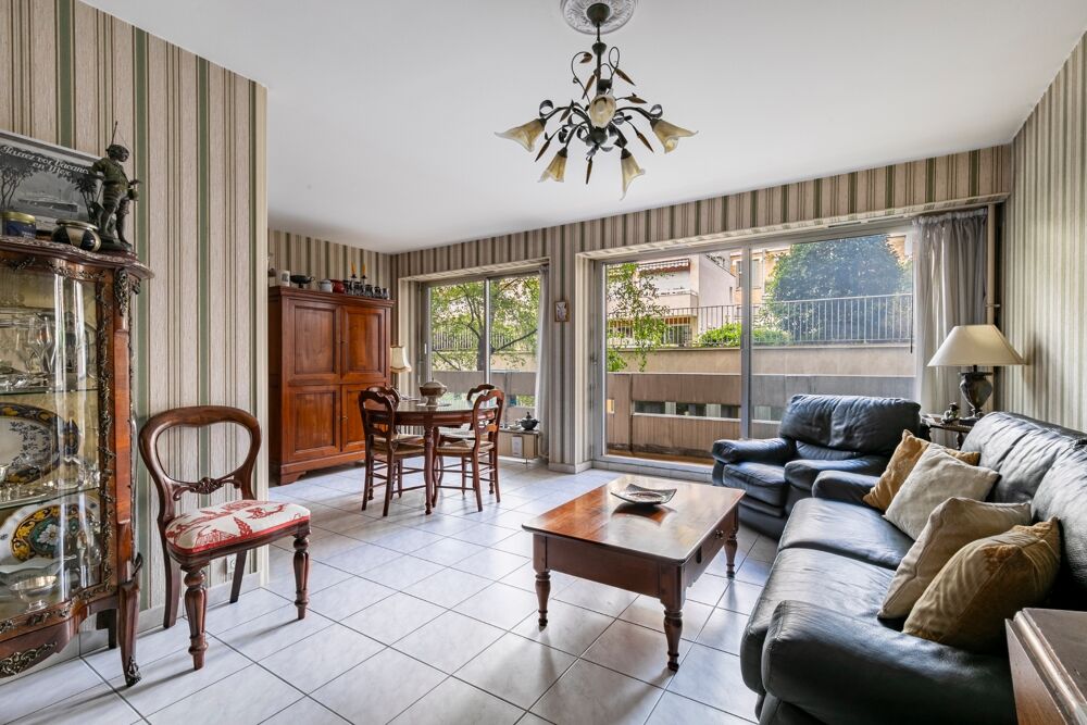 Vente Appartement Appartement 59 m2 rue de La Roquette - Calme Paris 11