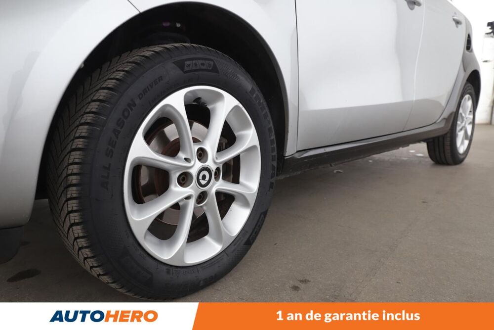 ForFour 0.9 Passion Twinamic 90 ch 2019 occasion 92130 Issy-les-Moulineaux
