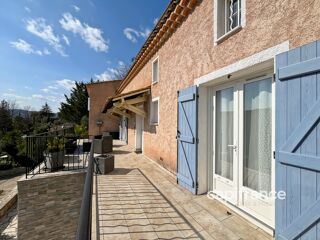  Villa à vendre 7 pièces 156 m²