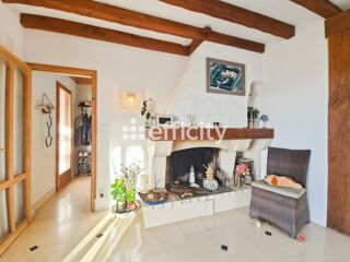  Maison  vendre 9 pices 218 m