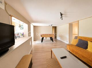  Maison à vendre 8 pièces 211 m²
