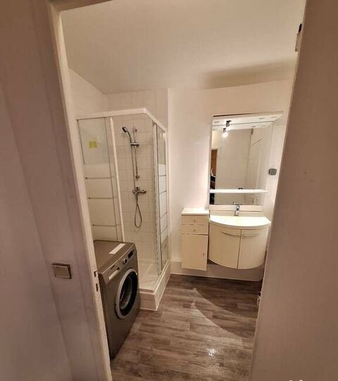  Appartement  louer 1 pice 97 m