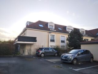  Parking / Garage à louer 13 m² Mennecy