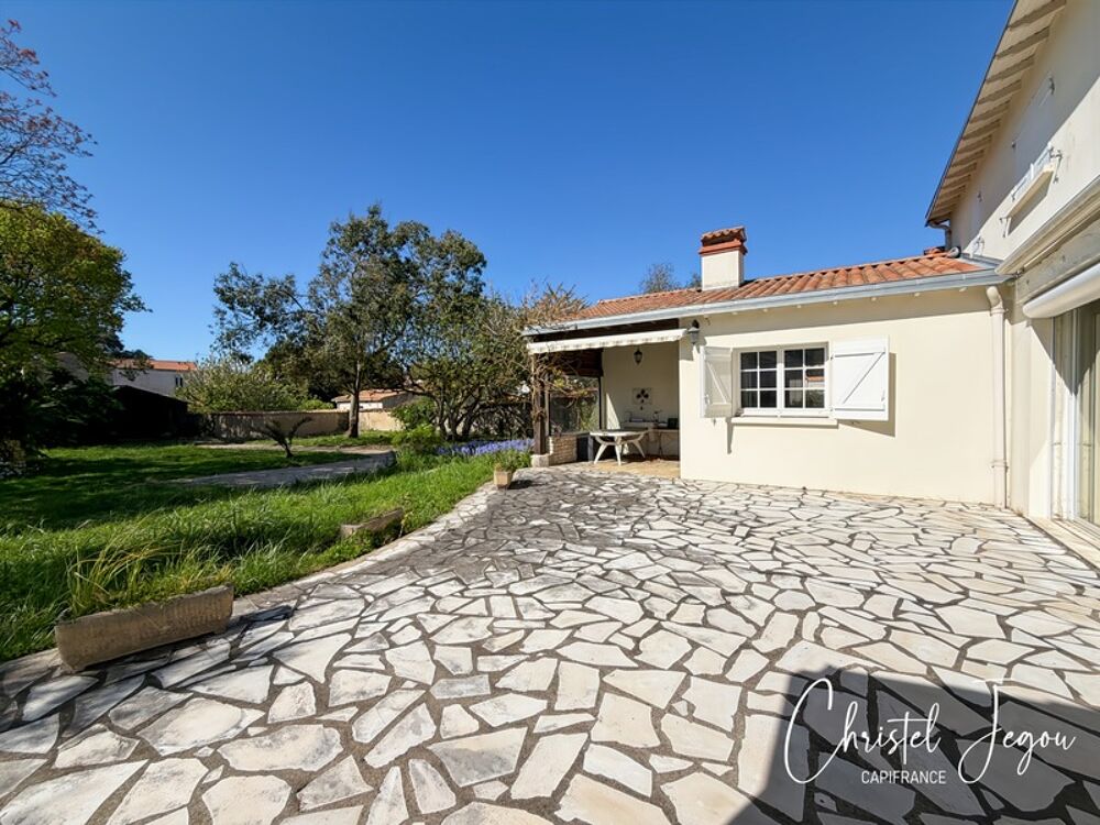 à vendre  Maison La Rochelle (17000)