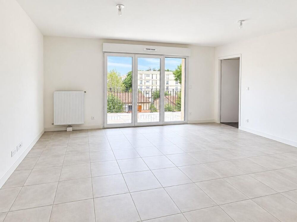 T4 NEUF avec balcon et parking au PONTET