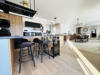  Maison � vendre 8 pi�ces 230 m�