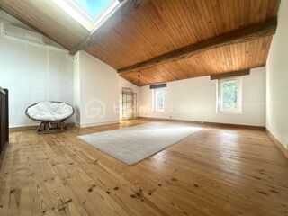  Maison  vendre 6 pices 215 m