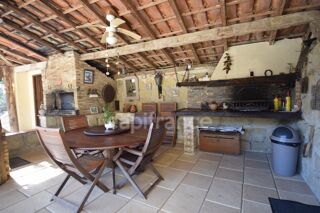  Maison � vendre 6 pi�ces 217 m�