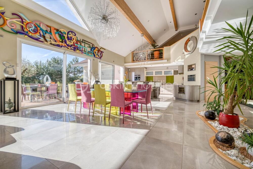 à vendre  Propriété/château Chapeiry (74540)