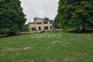  Maison à vendre 8 pièces 235 m²
