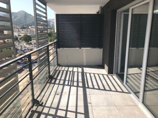  Appartement à louer 3 pièces 61 m²