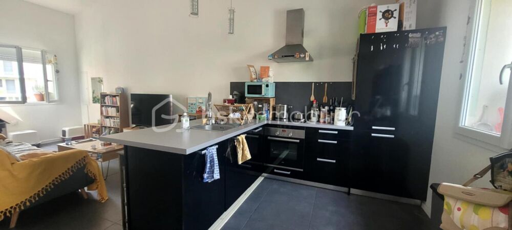 Vente Appartement � vendre � Appartement T3 � Saint-Paul-Trois-Ch�teaux Saint paul trois chateaux