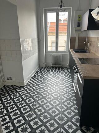  Appartement  louer 4 pices 98 m