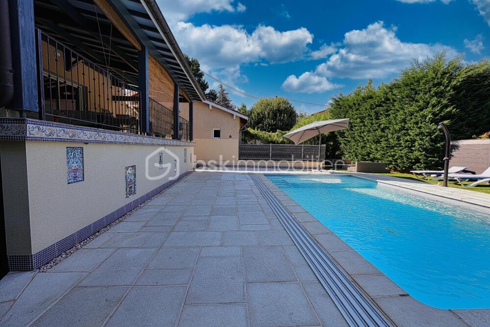 à vendre  Propriété/château Eyzin-Pinet (38780)