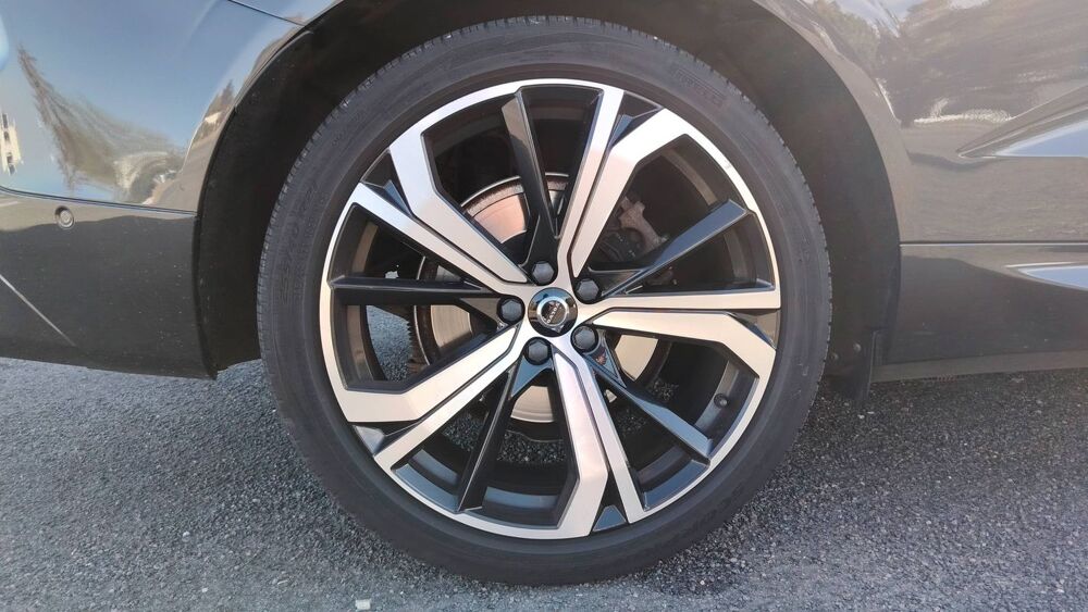XC60 2.0 B4 197 Mild-Hybrid Geartronic8 Ultimate Style Dark - Ent 2022 occasion 86000 Poitiers