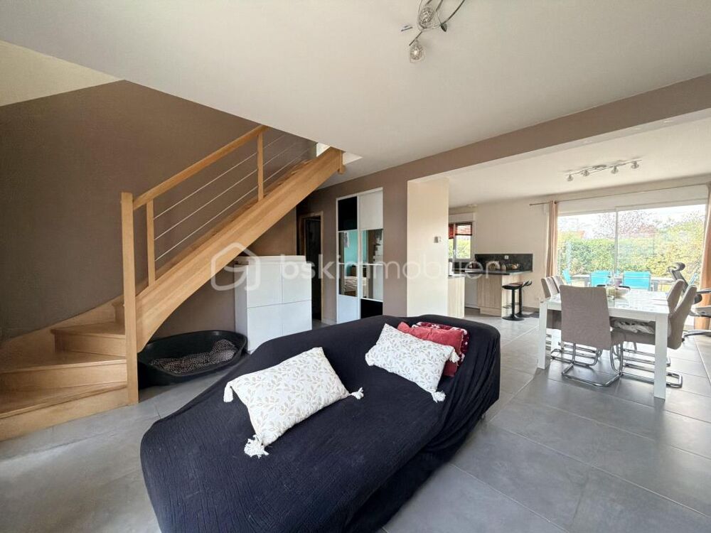 Vente Maison Pavillon récent d'environ 120 m², édifié sur un terrain clos de 459 m² sans vis-à-vis Olivet
