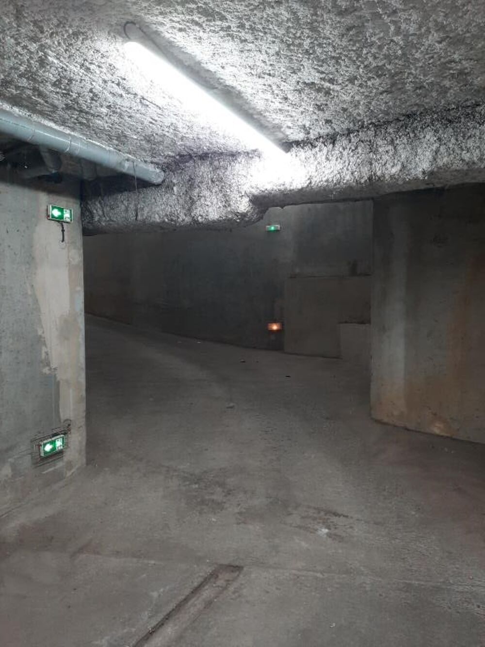 Location Parking/Garage CASE DE PARKING NON PROTE LYON 03 - 0 m2 Lyon 3