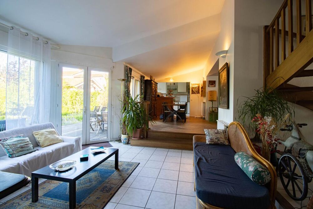 Mazamet Belle maison familiale alliant cachet, espace et tranquillité