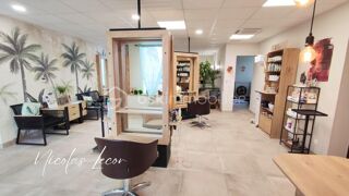   À VENDRE – FONDS DE COMMERCE SALON DE COIFFURE – NÉRONDES (18350) Nerondes