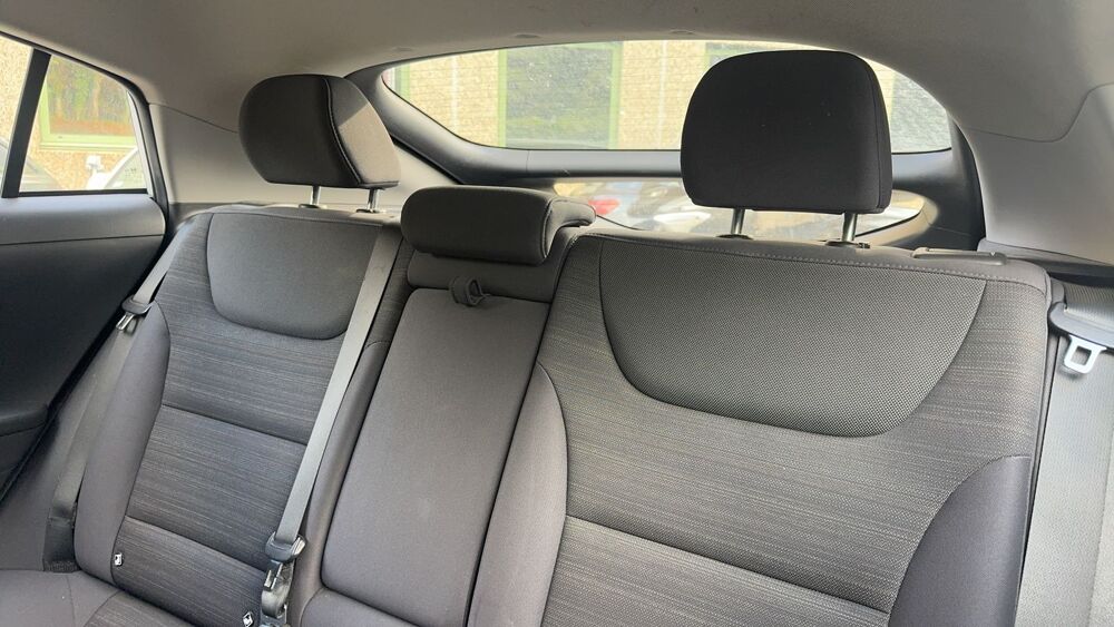 Ioniq 1.6 GDi 141 Hybrid 2WD DCT6 105 Business - Automatique 2018 occasion 06410 Biot