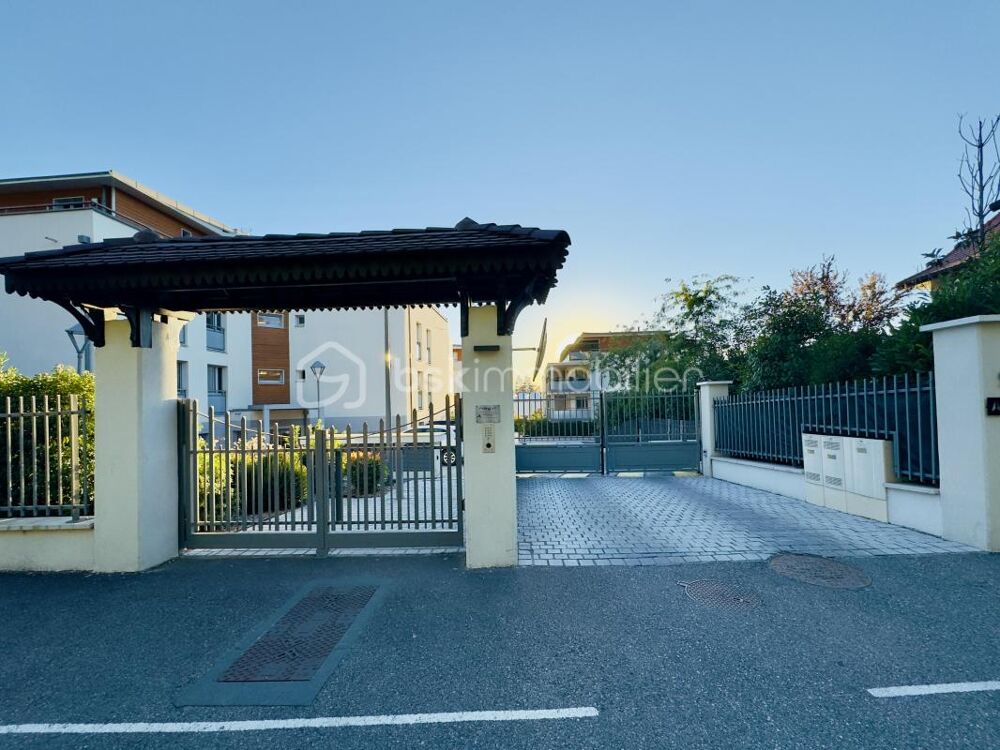 Vente Parking/Garage Garage sécurisé – Petit Port / Lac – Annecy-le-Vieux – Résidence récente Annecy le vieux