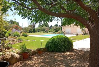  Propri�t�/ch�teau � vendre 11 pi�ces 338 m�