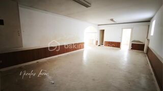  Immeuble à vendre 10 pièces 235 m²