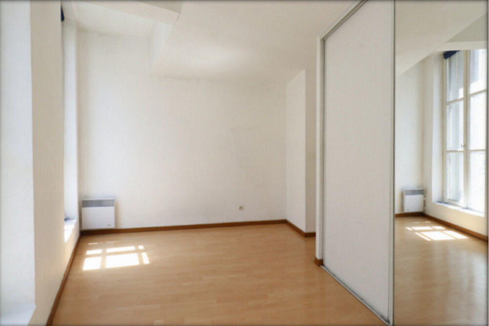 Vente Appartement Dpt Bouches du Rhône (13), à vendre MARSEILLE 1er ARRONDISSEMENT appartement T3 de 60 m² Marseille 1