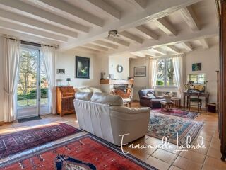  Propri�t�/ch�teau � vendre 9 pi�ces 315 m�