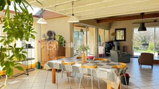  Maison  vendre 9 pices 300 m