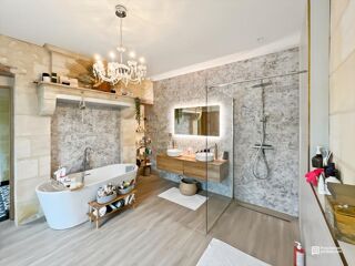  Maison � vendre 4 pi�ces 215 m�