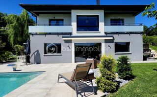  Maison  vendre 7 pices 202 m