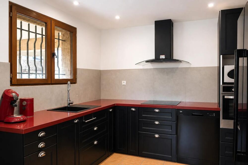Vente Maison Ensemble immobilier avec appartement indépendant - 210 M² Seguret