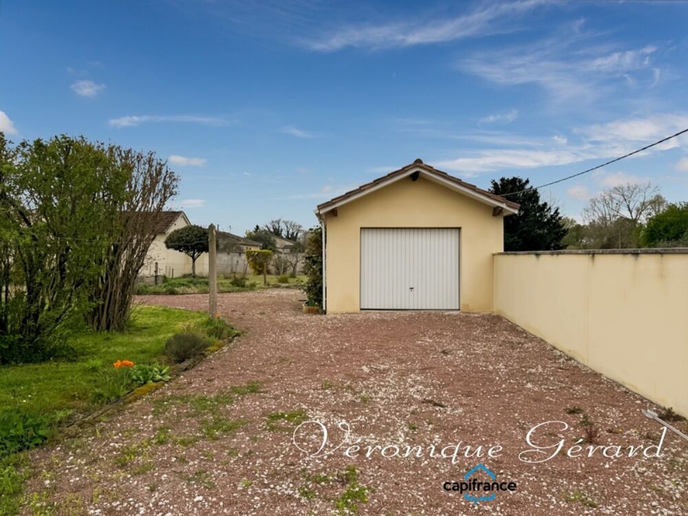 Vente Maison Maison en pierre de 121 M² avec 3 chambres, possibilité 4 , le tout sur 1449 M² de terrain Saint medard de guizieres