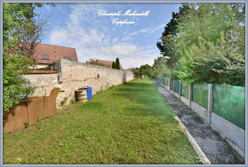 A quelques km de CONGIS TRILPORT, maison - 128 m² - Gare ligne P à pied - 6 pièces - 4 chambres - Grenier aménageable - dressing