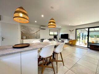  Villa  vendre 5 pices 140 m