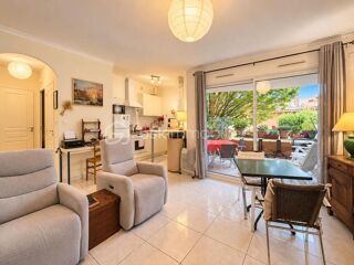 Vente Appartement BÉZIERS – RÉSIDENCE VILLA BERGAME – T2 AVEC TERRASSE, PISCINE CHAUFFÉE ET PARKING PRIVATIF Beziers