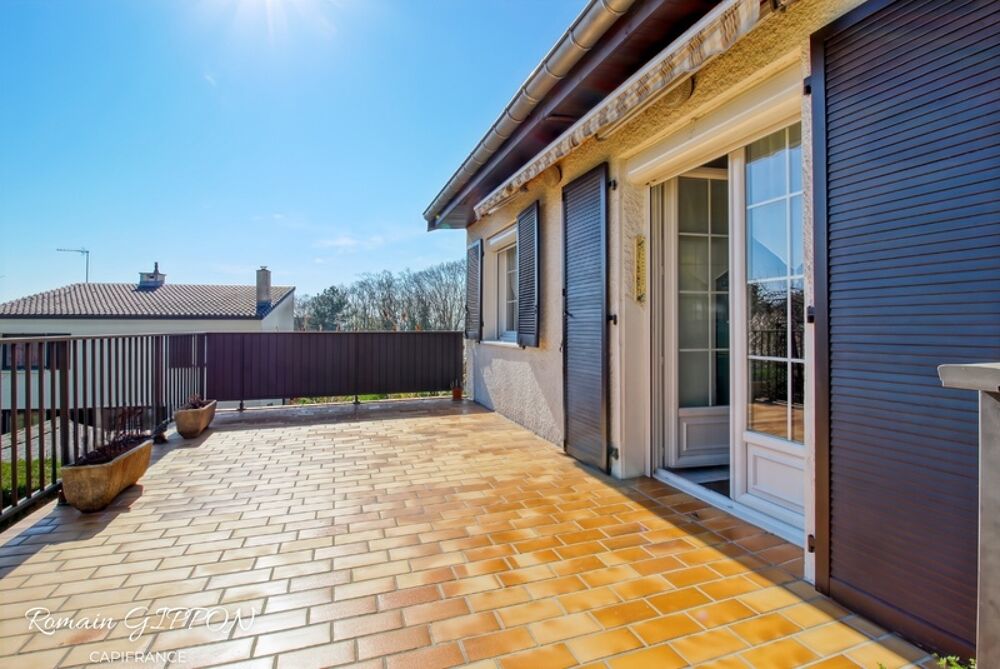 Maison familiale 7 pièces - 145m2 - 4 chambres avec jardin et sous-sol complet à Saint-Max - Secteur recherché proche plateau de